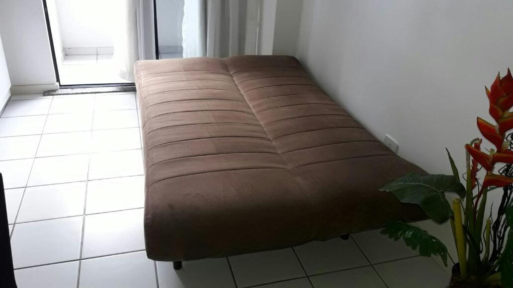 Na Beira Mar De Pajucara- Edif Neo- Apartamento Quarto E Sala- Tem Varanda - Vista Lateral Do Mar- Rua Julio Plech Filho 60 Esquina Com Avenida Doutor Antonio Gouveia - Consumo Eletrico E Pago No Ckeck-Out 1Kwh E 1,35 Reias Maceió Eksteriør bilde