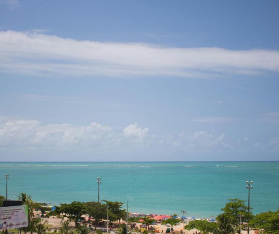 Na Beira Mar De Pajucara- Edif Neo- Apartamento Quarto E Sala- Tem Varanda - Vista Lateral Do Mar- Rua Julio Plech Filho 60 Esquina Com Avenida Doutor Antonio Gouveia - Consumo Eletrico E Pago No Ckeck-Out 1Kwh E 1,35 Reias Maceió Eksteriør bilde