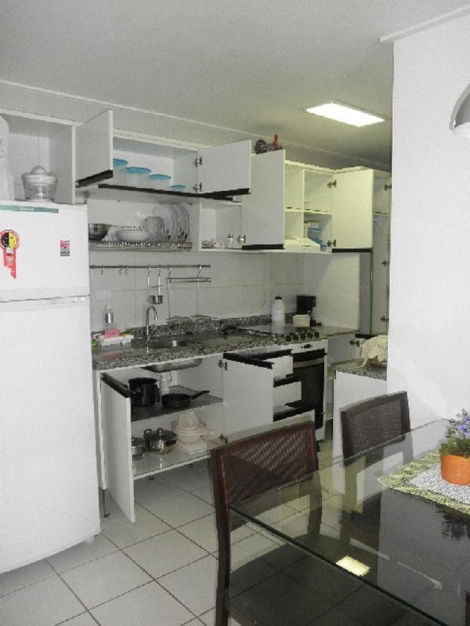 Na Beira Mar De Pajucara- Edif Neo- Apartamento Quarto E Sala- Tem Varanda - Vista Lateral Do Mar- Rua Julio Plech Filho 60 Esquina Com Avenida Doutor Antonio Gouveia - Consumo Eletrico E Pago No Ckeck-Out 1Kwh E 1,35 Reias Maceió Eksteriør bilde
