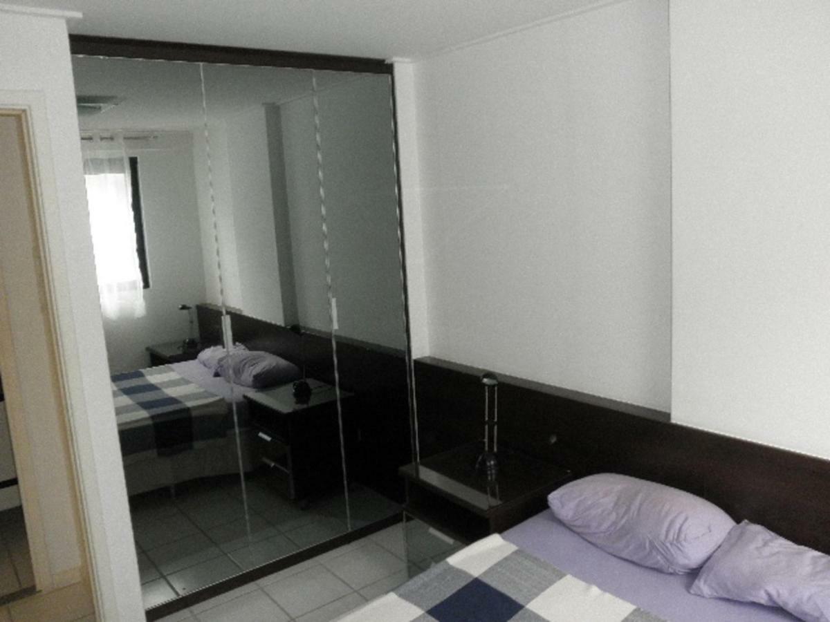 Na Beira Mar De Pajucara- Edif Neo- Apartamento Quarto E Sala- Tem Varanda - Vista Lateral Do Mar- Rua Julio Plech Filho 60 Esquina Com Avenida Doutor Antonio Gouveia - Consumo Eletrico E Pago No Ckeck-Out 1Kwh E 1,35 Reias Maceió Eksteriør bilde