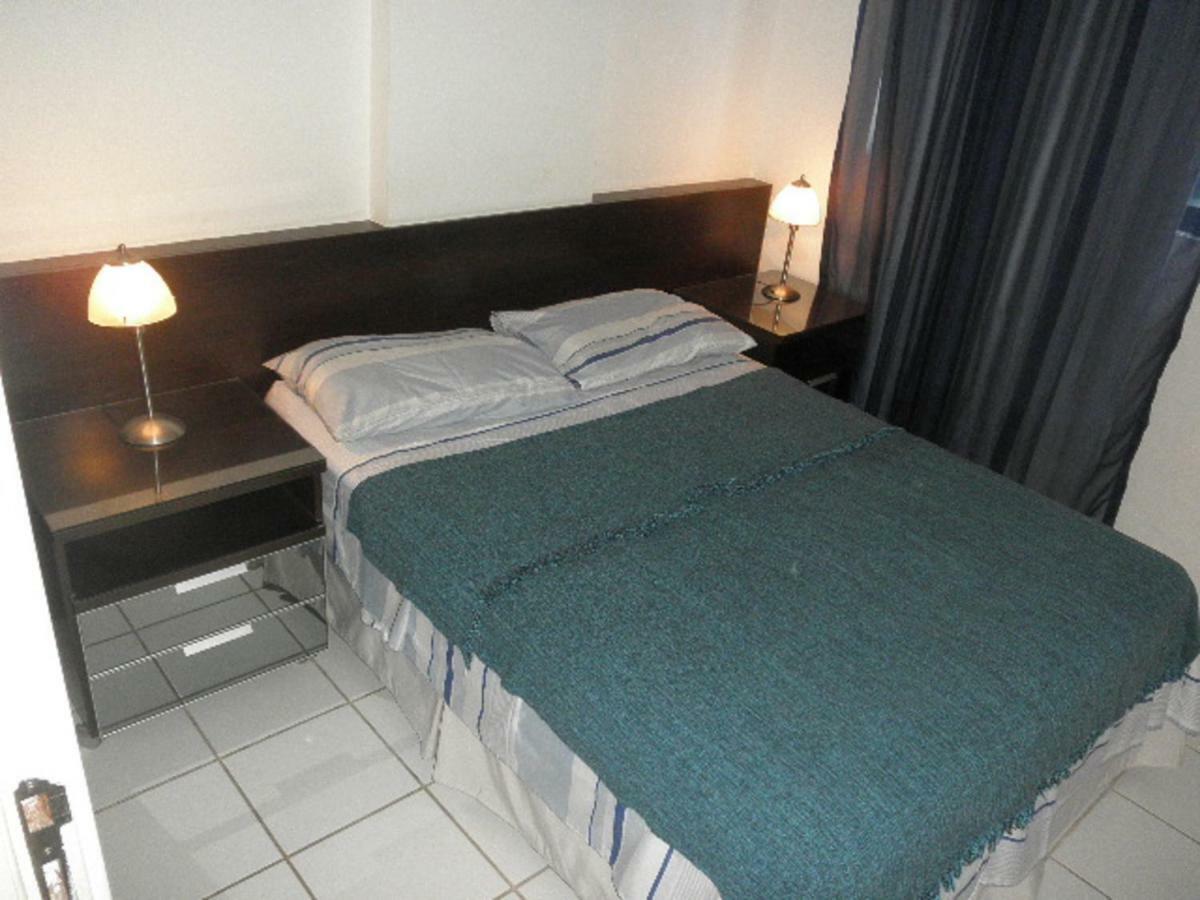 Na Beira Mar De Pajucara- Edif Neo- Apartamento Quarto E Sala- Tem Varanda - Vista Lateral Do Mar- Rua Julio Plech Filho 60 Esquina Com Avenida Doutor Antonio Gouveia - Consumo Eletrico E Pago No Ckeck-Out 1Kwh E 1,35 Reias Maceió Eksteriør bilde